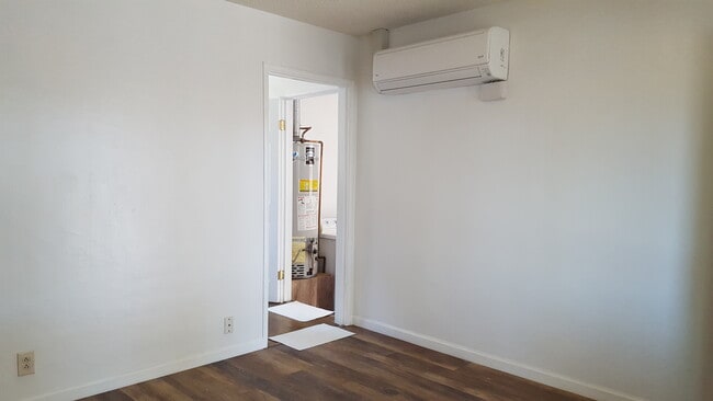 Building Photo - 904 Washington St