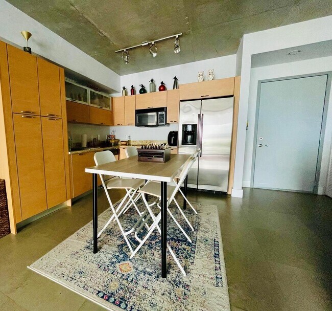 Foto del edificio - 3180 SW 22nd Ter