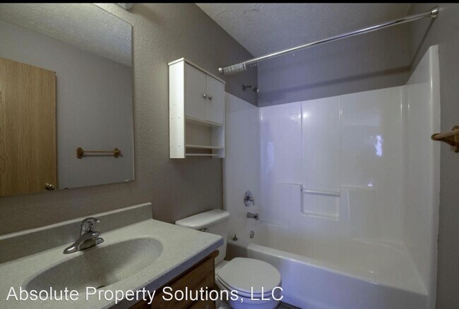 Building Photo - 2 br, 1 bath House - 1819 N Colgate Ave