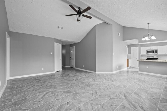 Foto del edificio - 8122 Swan Meadow Ln