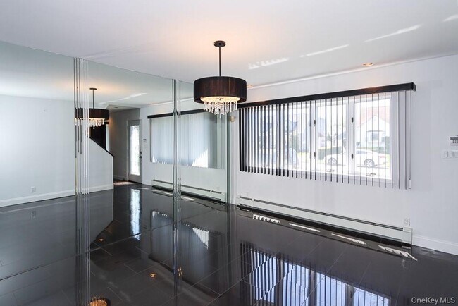 Foto del edificio - 223 Chestnut Ave