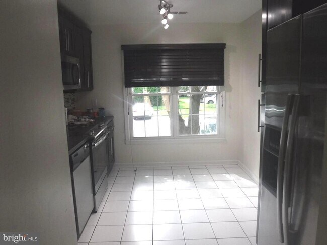 Foto del edificio - 7753 Durer Ct
