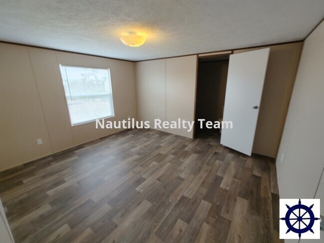 Building Photo - 5115 Lot 3