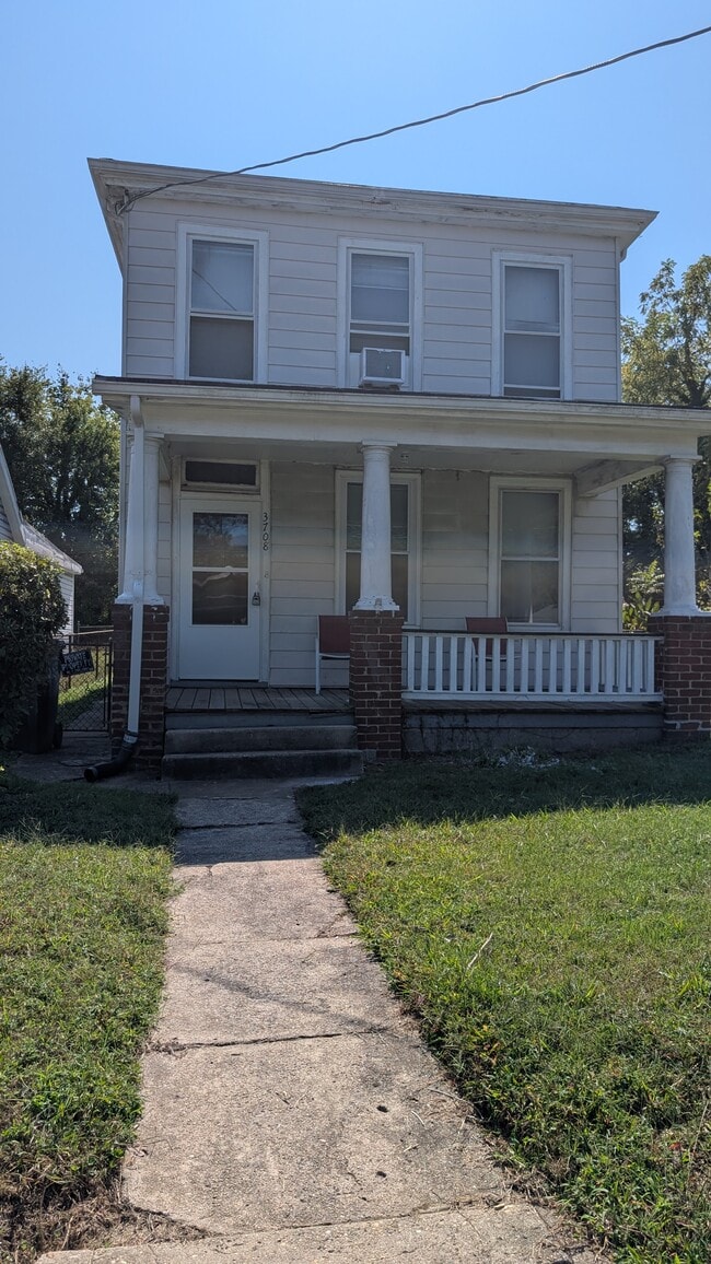 Building Photo - 3708 Lawson St