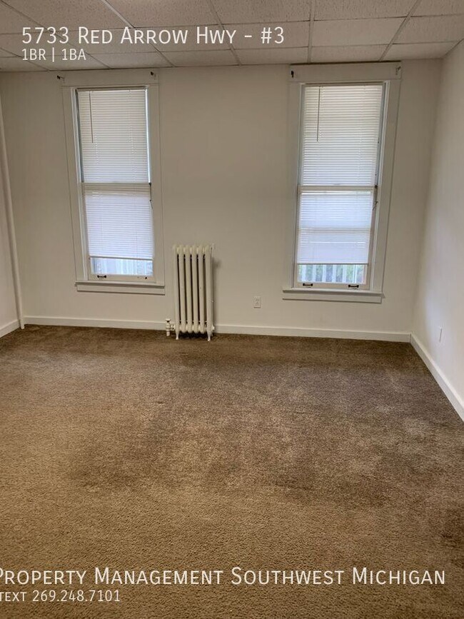 Foto del edificio - 5733 Red Arrow Hwy