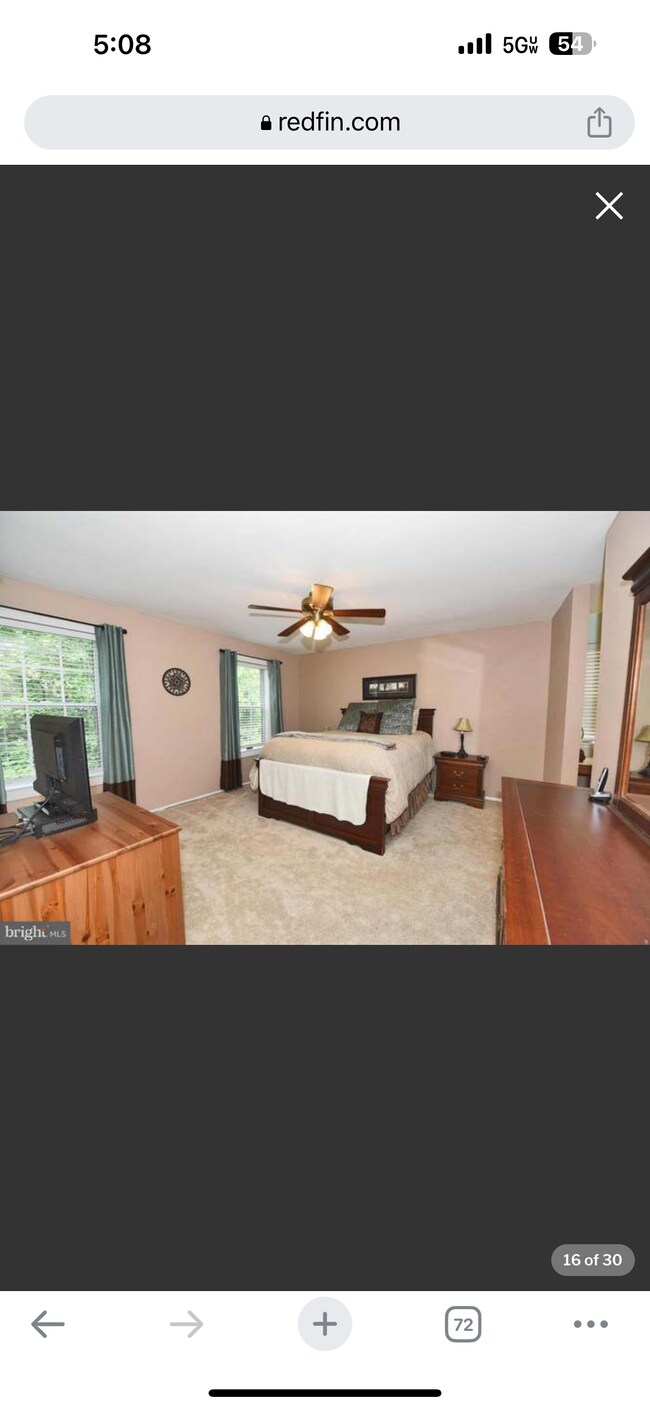 Master bedroom - 13 Huxley Cir