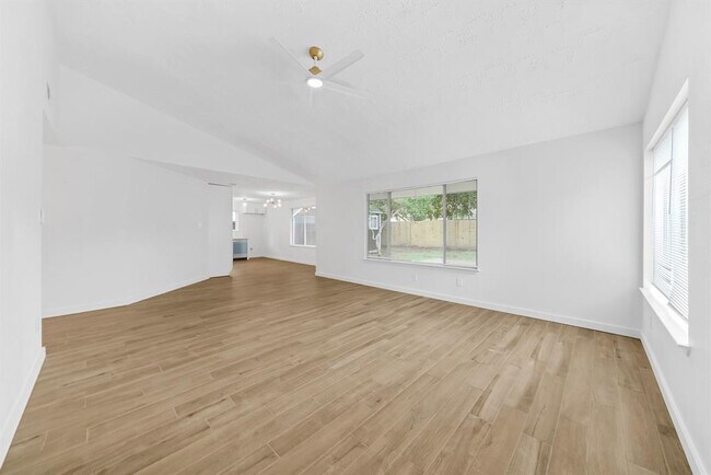Foto del edificio - 23939 Griffin House Ln