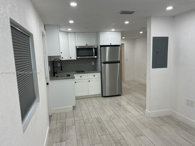 Foto del edificio - 6501 SW 4th St