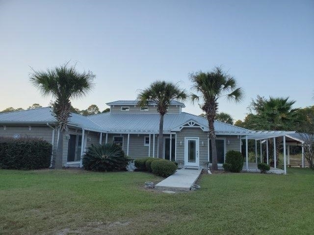 Primary Photo - 105 Cherry St
