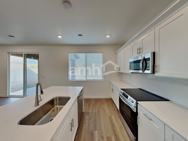 Foto del edificio - 20177 W Thomas Rd