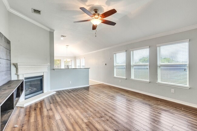 Foto del edificio - 4505 Chestnut Meadows Bend