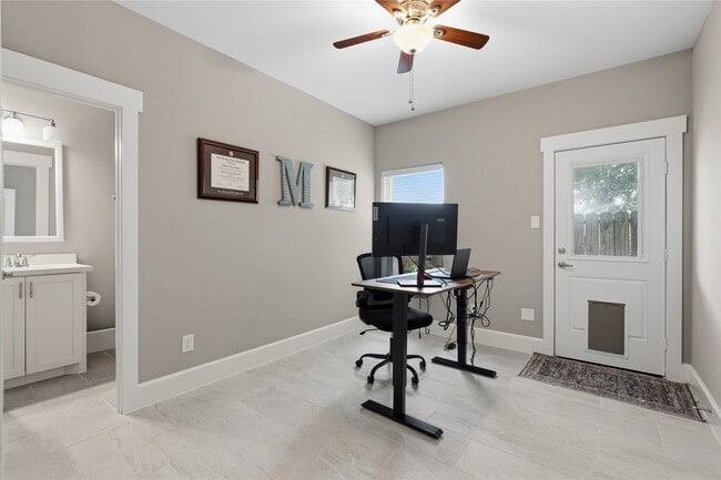 Building Photo - 2604 Bevis St