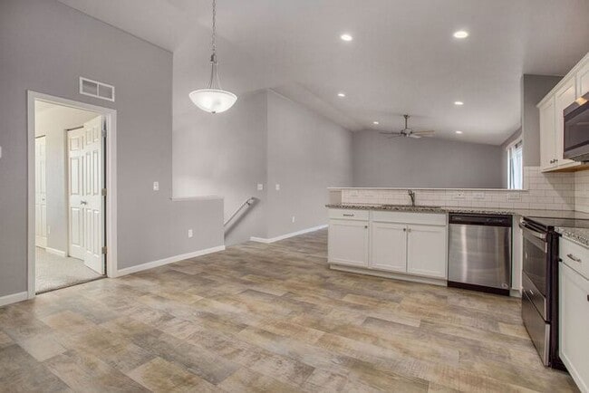 Building Photo - 3054 Ivywood Cir