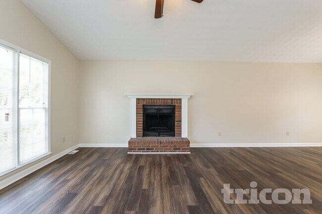 Foto del edificio - 145 Ridge Run Dr