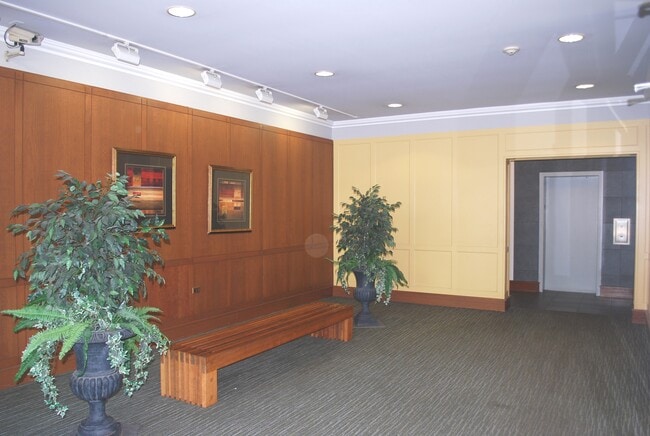 Entry lobby - 99 Prospect St