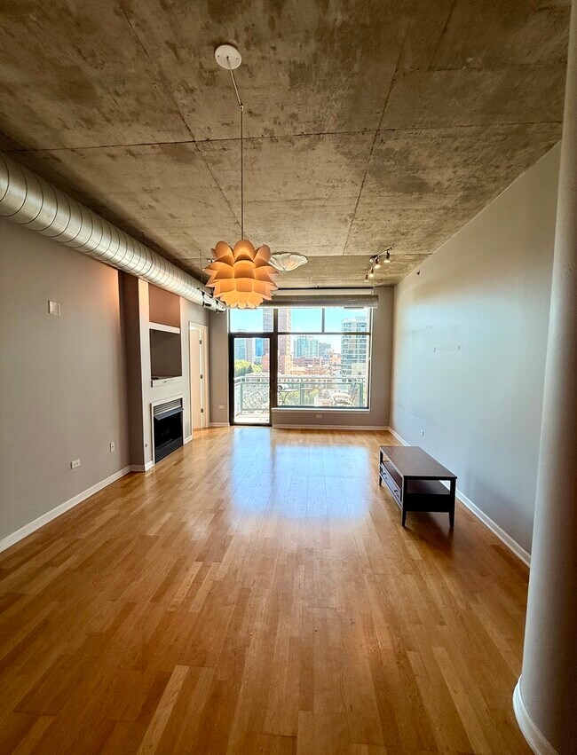 Foto del edificio - 125 E 13th St