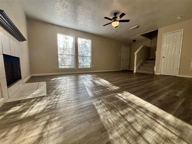 Building Photo - 14113 Broken Arrow Dr