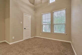 Building Photo - 130 Berlandier Ash Ct