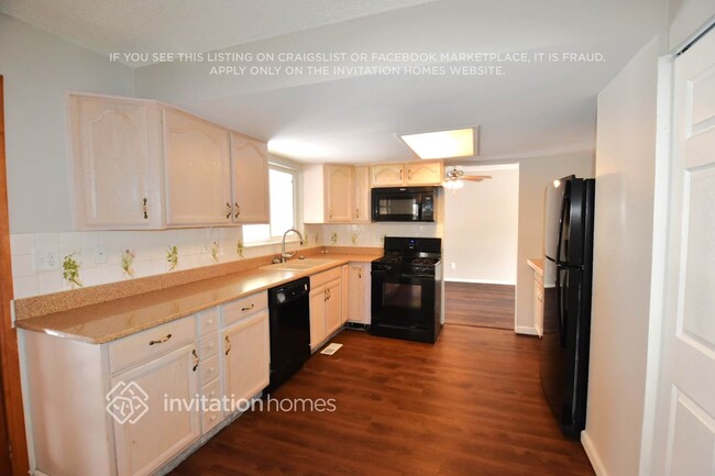 Foto del edificio - 3233 W 133rd Ave