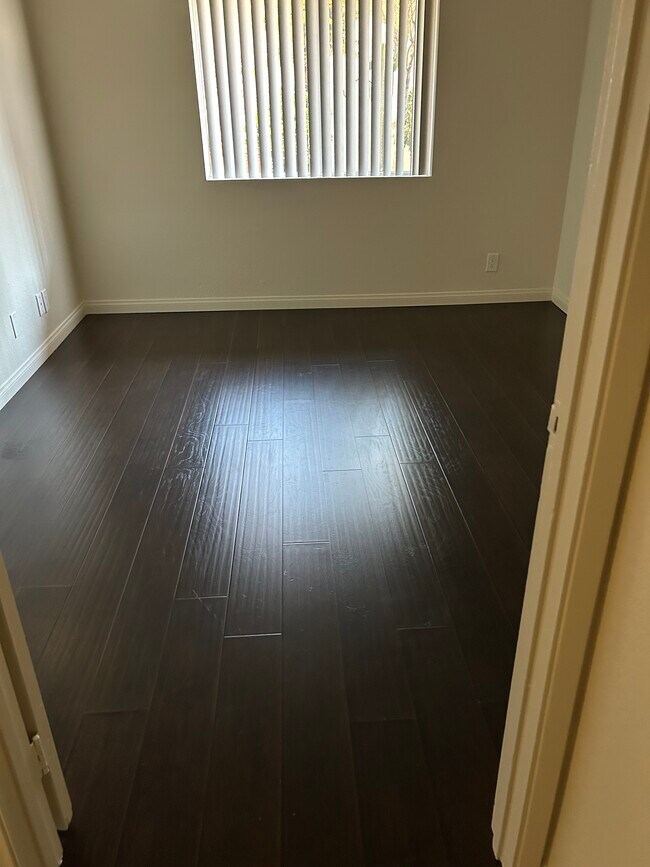 Foto del edificio - 7320 Foothill Blvd