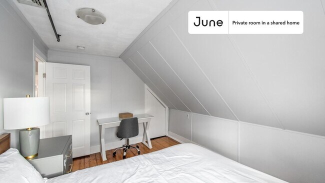 Foto del edificio - Room in Shared 4 bed/1.5 bath home in Somerville