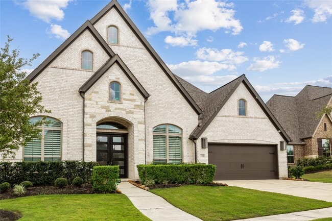 Building Photo - 5435 Farm Hill Way