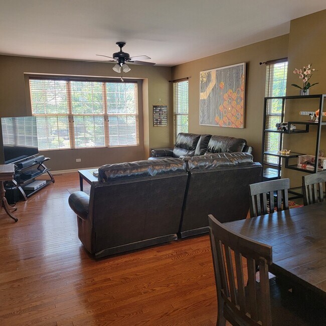 Foto del edificio - 1560 Station Park Dr