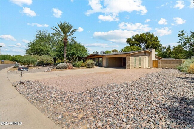 Foto del edificio - 5838 E Cochise Rd