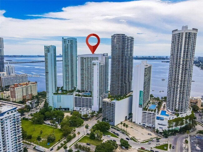 Foto del edificio - 1800 N Bayshore Dr