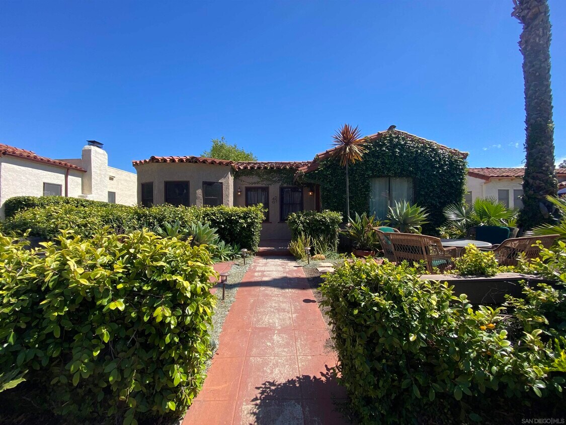 15 Apartments for Rent in Adams North, CA Westside Rentals