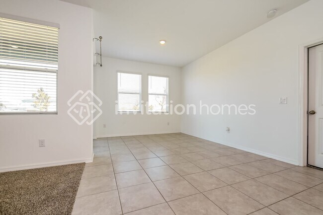Foto del edificio - 11814 Cara Field Ave