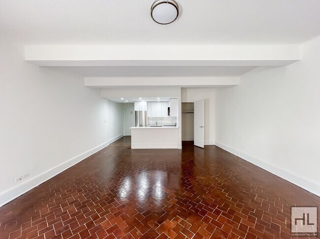 Building Photo - WEST 73 STREET