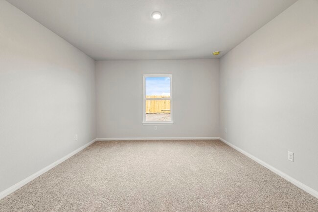 Building Photo - 6409 Elm St