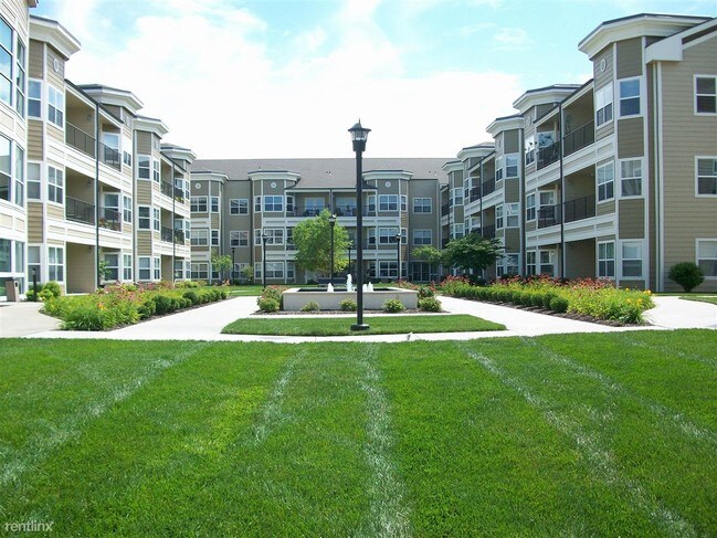 Foto del edificio - 3000 Swift Ave