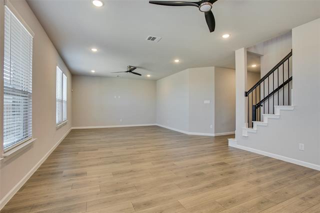 Foto del edificio - 5450 Ridgeway Dr