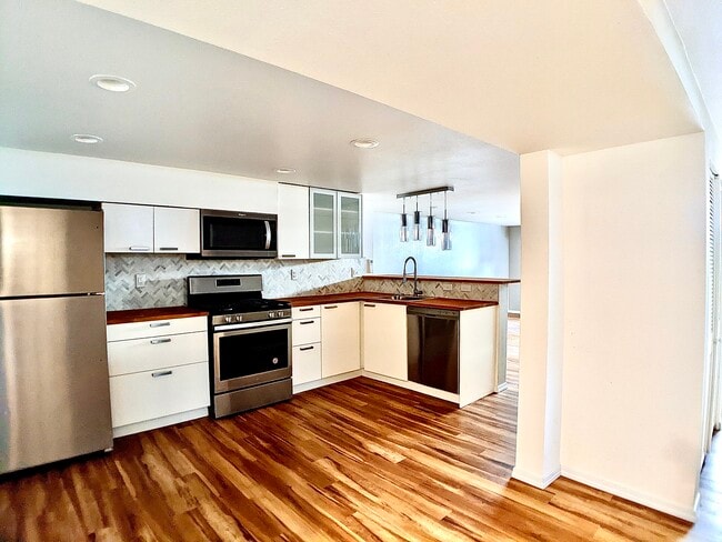 Foto del edificio - 5404 NE 54th Ave