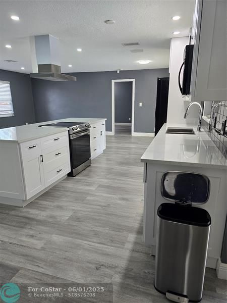 Foto del edificio - 5370 NW 29th Ct