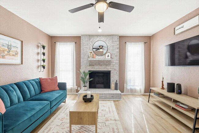 Foto del edificio - 2160 E Arkansas Ln