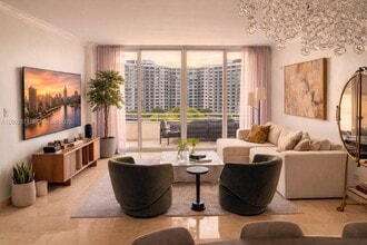 Building Photo - 848 Brickell Key Dr