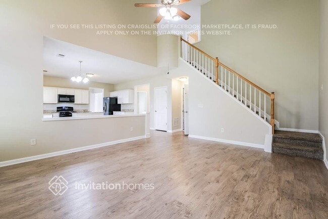 Building Photo - 130 Lyndhurst Ct