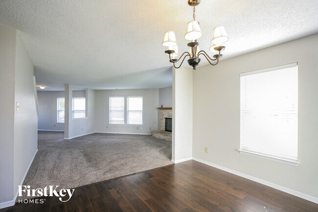 Foto del edificio - 10305 Kings Gap Way