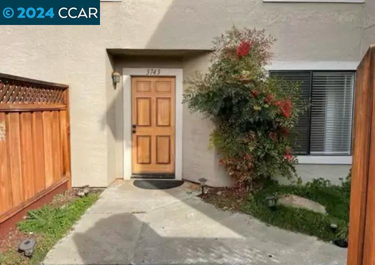 Foto principal - 3743 Crow Canyon Rd