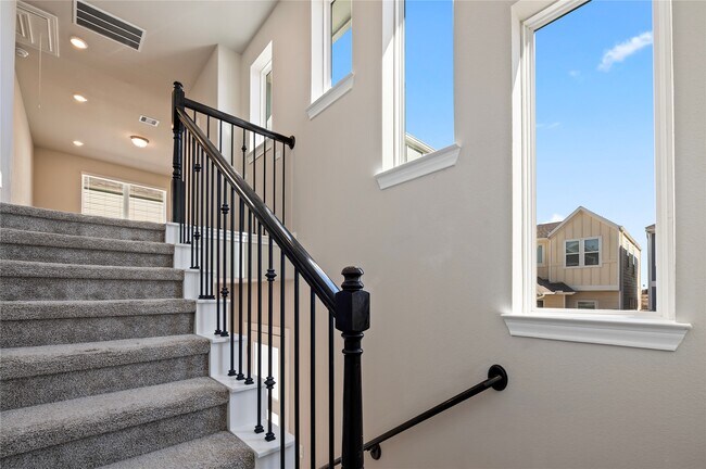 Foto del edificio - 719 Sandy Bay Ln