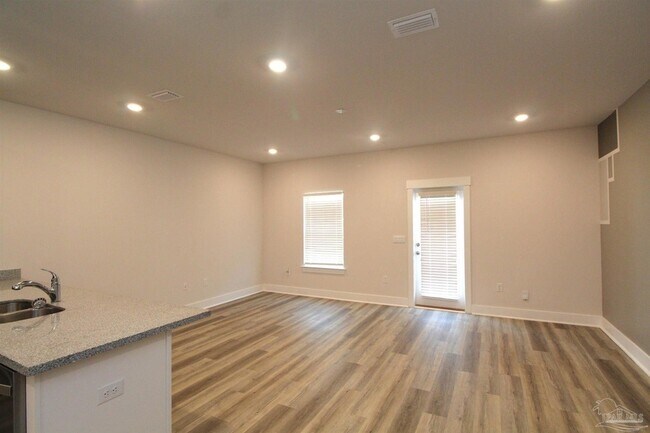Foto del edificio - 9434 Nature Creek Ln