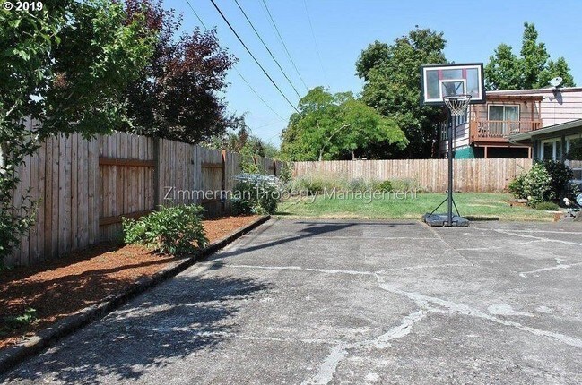 Foto del edificio - 3 br, 1.5 bath House - 1010 W. 18th Ave