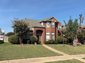 Building Photo - 1321 Kentshire Cir