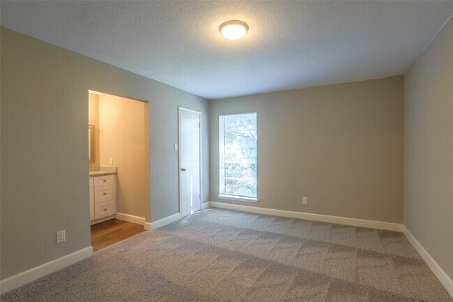 Foto del edificio - 11402 Brook Meadows Ln