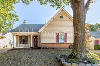 Building Photo - 2812 Maryland Cir W