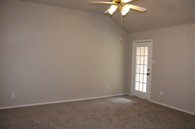 Building Photo - 3916 Segundo Ln