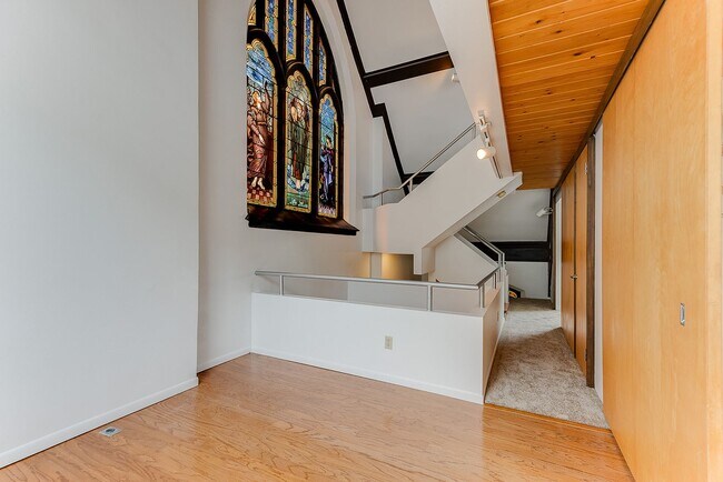 Foto del edificio - 2 Bed | 1.5 Bath | Converted Church Condo in the heart of Selby/Dale neighborhood